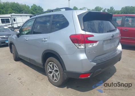 2019 Subaru Forester Premium z USA, uszkodzony, nr VIN JF2SKAGCXKH485309